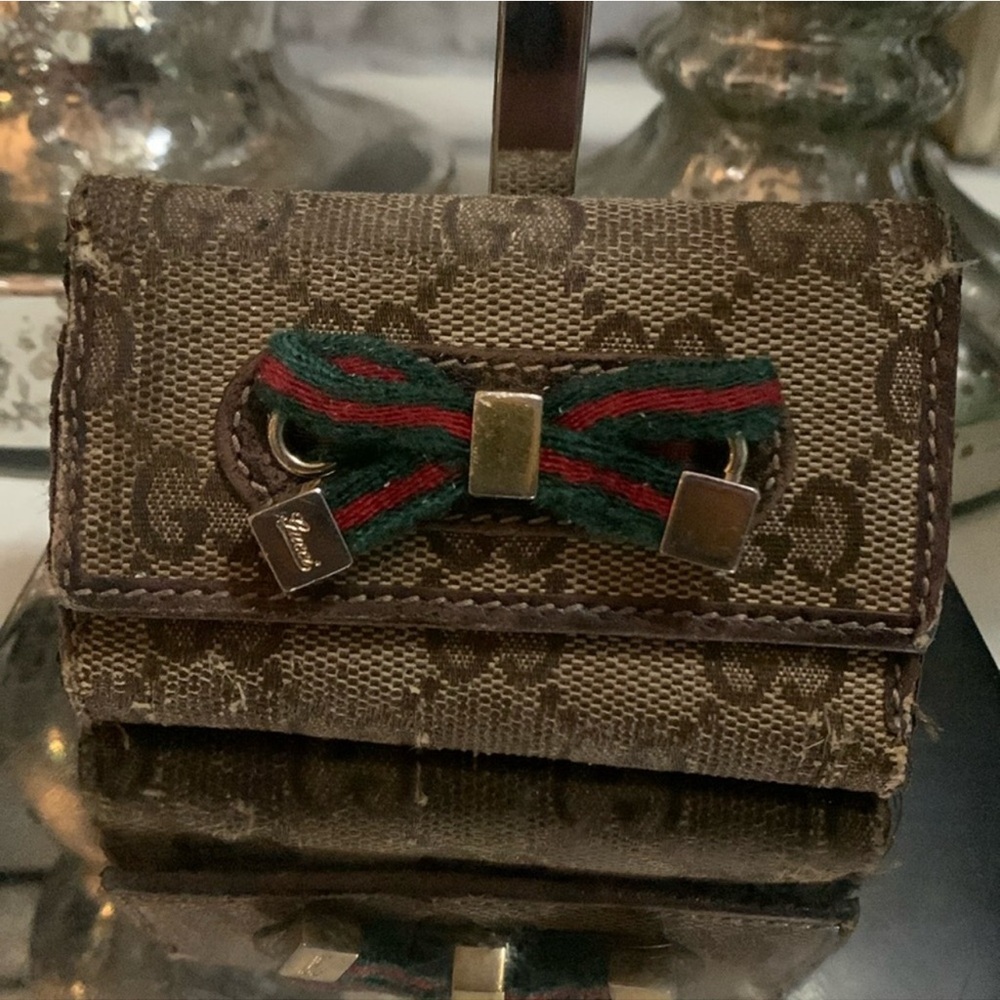 Gucci Sherry Princy GG Canvas Leather 6 Ring Key Holder Preloved